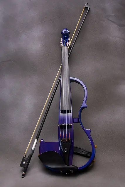 Best Electric Violin Reviews From Cecilio And Yamaha